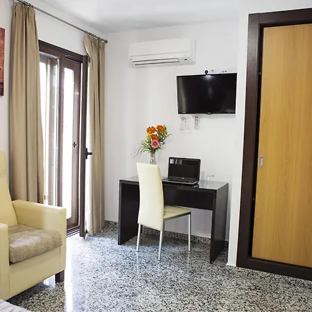 Hotel De Faroles Cordoba