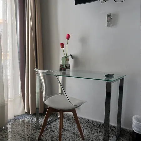 호텔 데 파롤레스