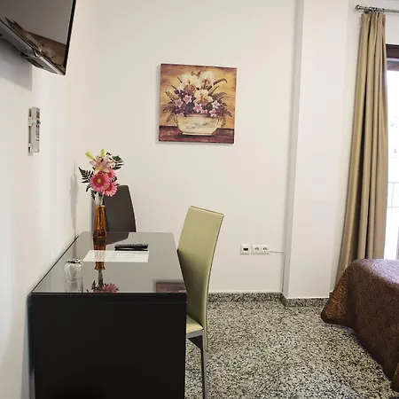 데 파롤레스 호텔 2*