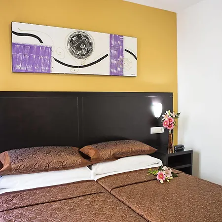 데 파롤레스 호텔 2*